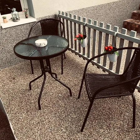 Apartmanek Patricie Room With Kitchenette Suitable For 2 Adults And 2 Children Mikulov Exterior photo