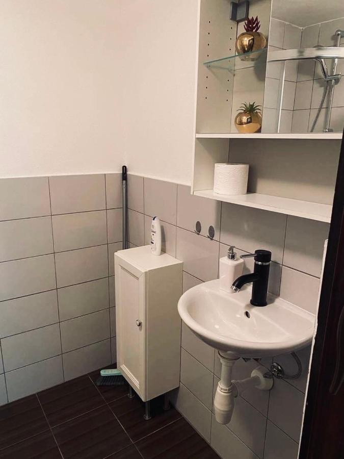 Apartmanek Patricie With Kitchenette Suitable For 2 Adults And 2 Children * Mikulov